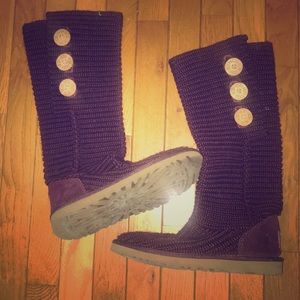 [ UGG ] Purple crochet